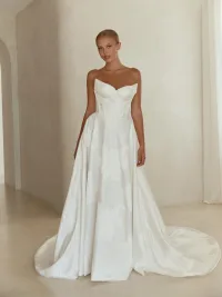 Brautkleid Tuscan von Serene by Madi Lane