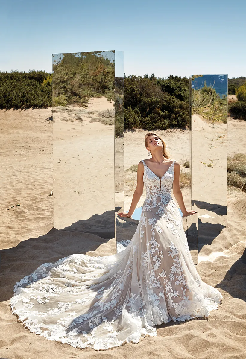 Brautkleid Indigo von Eddy K.