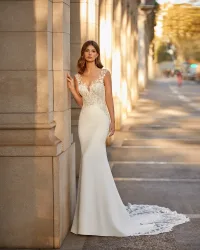 Brautkleid Tarney des spanischen Designers Luna Novias