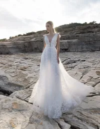 Brautkleid April von Nava Bride