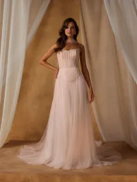 Novel - Brautkleid der Marke Madi Lane